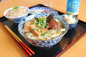 新山食堂04フード 新山食堂04フード
