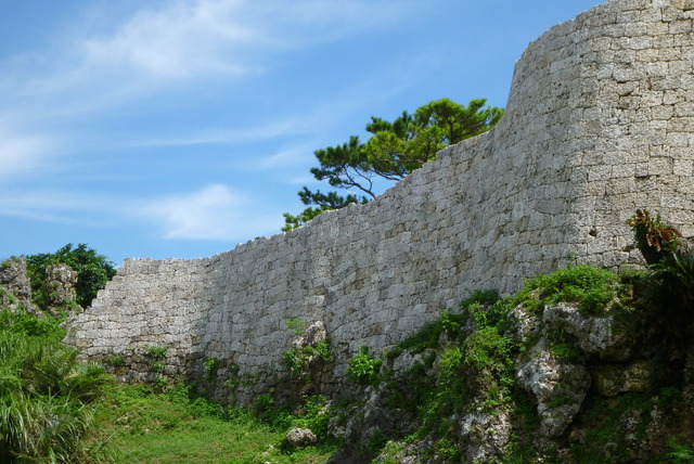 浦添城跡・復元城壁