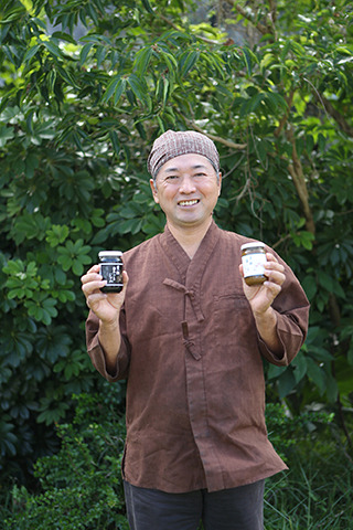 仲宗根黒糖の仲宗根さん 仲宗根黒糖の仲宗根さん